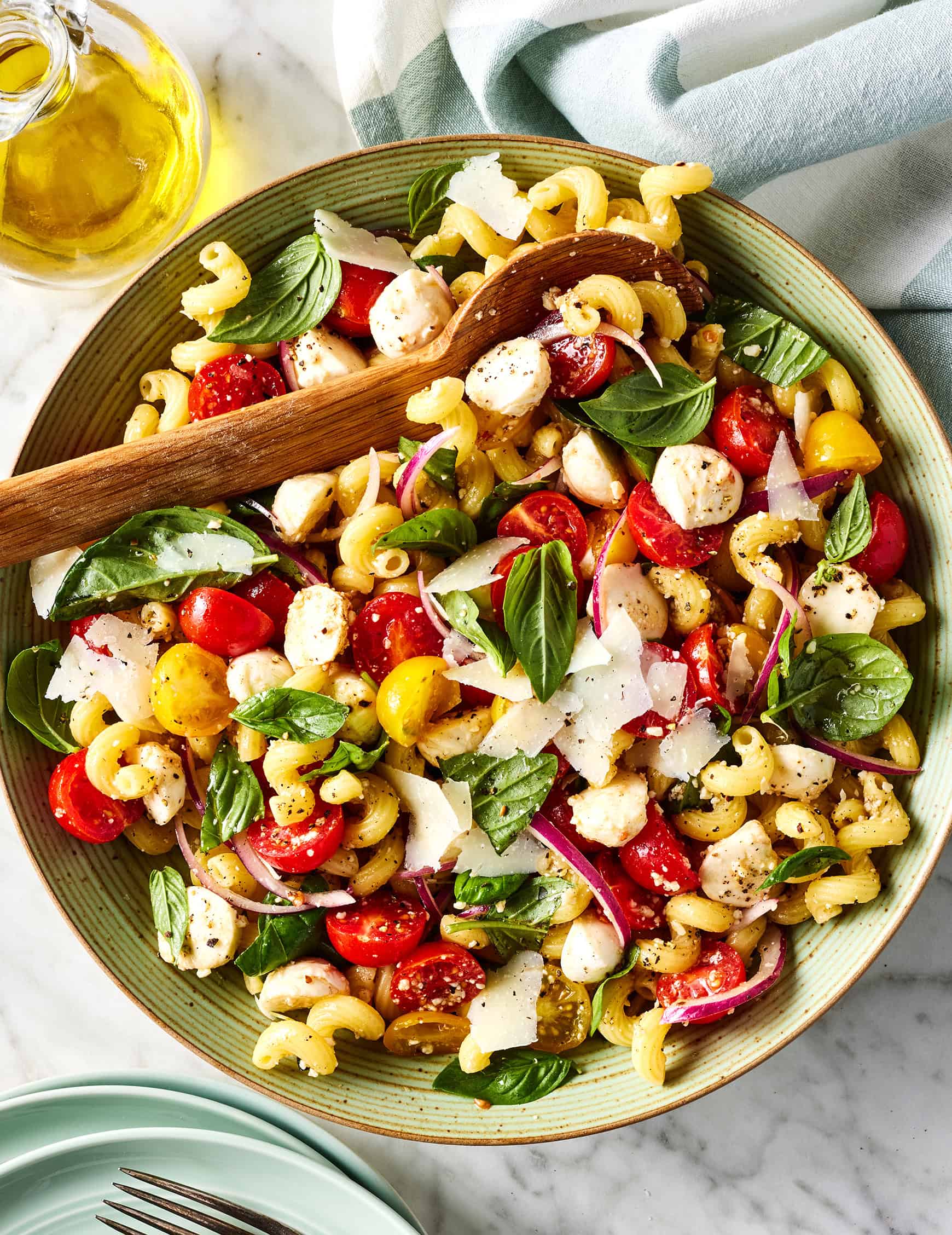 Caprese pasta salad